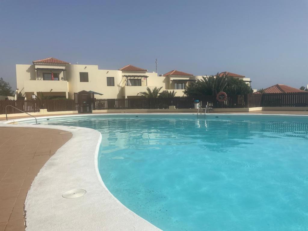 شقة Teresita Deluxe With Pool كاليتا ذي فوستي المظهر الخارجي الصورة